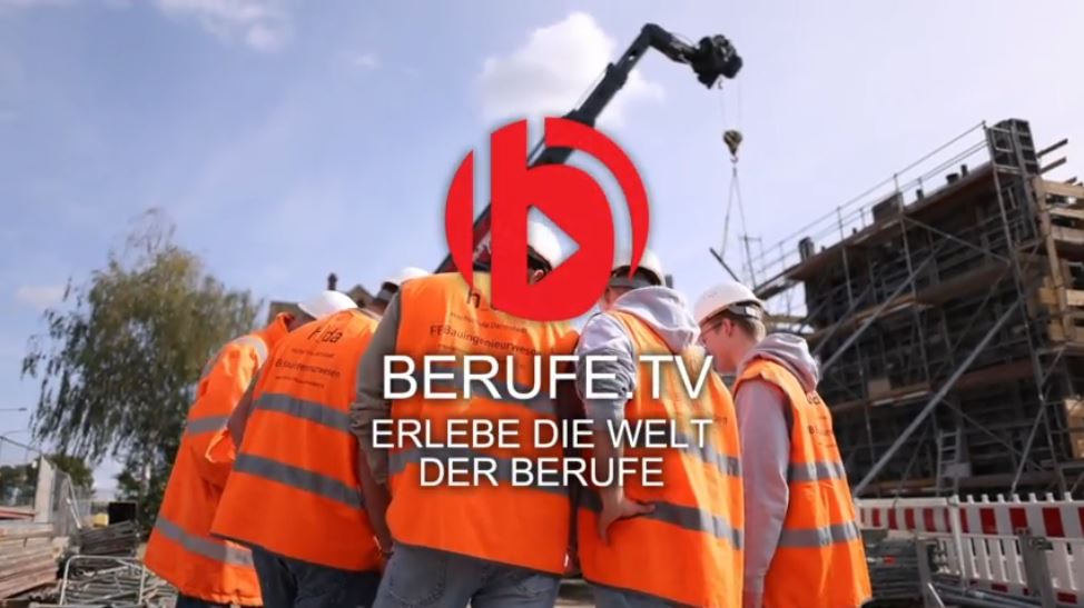 Hier wird ein Werbefilm von der Agentur für Arbeit für das Bauingenieurwesen gezeigt.